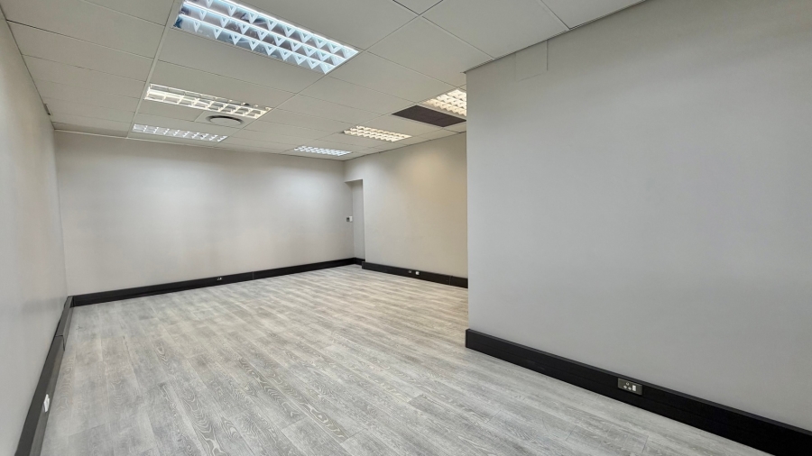 To Let Commercial Property for Rent in Paardevlei Western Cape